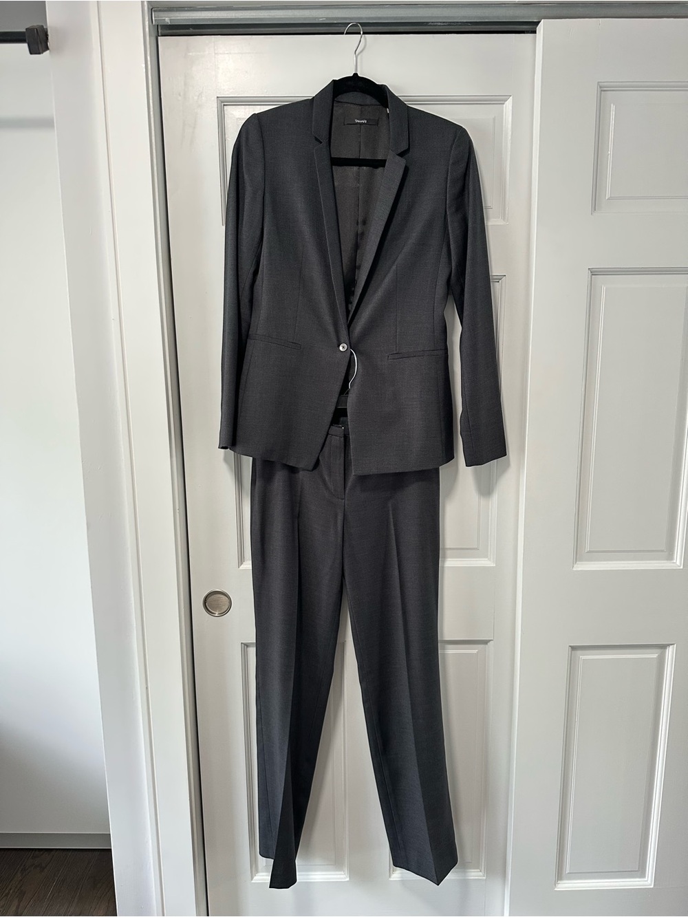 Tahari Women’s Dark Gray Two-Piece Suit